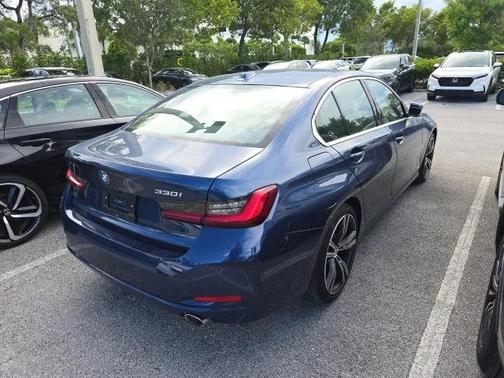 2024 BMW 330 i