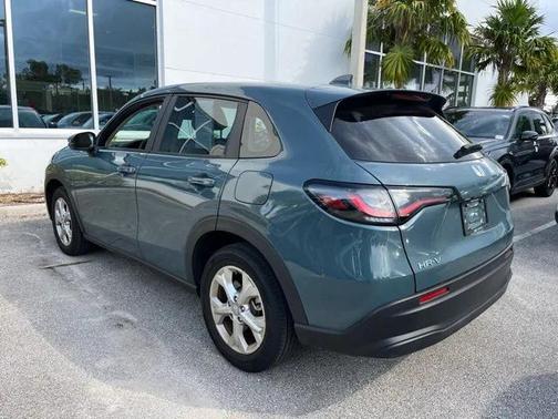 2025 Honda HR-V LX