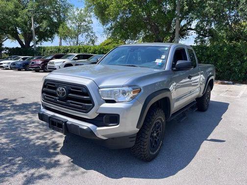 2019 Toyota Tacoma SR