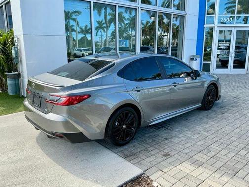 Heavy Metal 2025 Toyota Camry SE