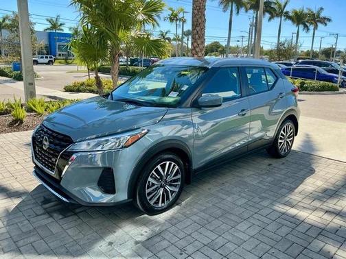 2023 Nissan Kicks SV