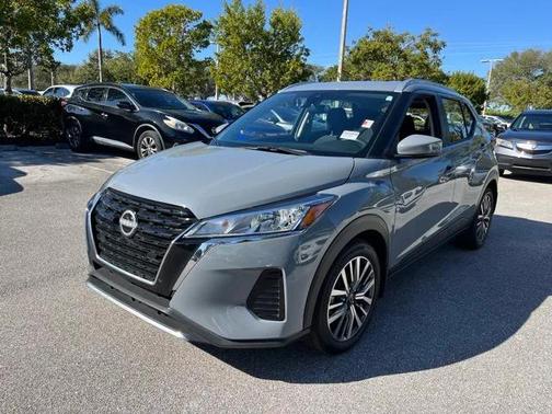 2023 Nissan Kicks SV