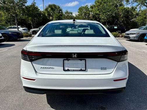 2025 Honda Accord Sport SE 1.5T