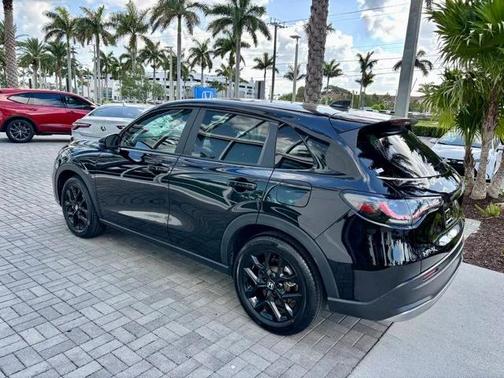 2024 Honda HR-V 2WD Sport