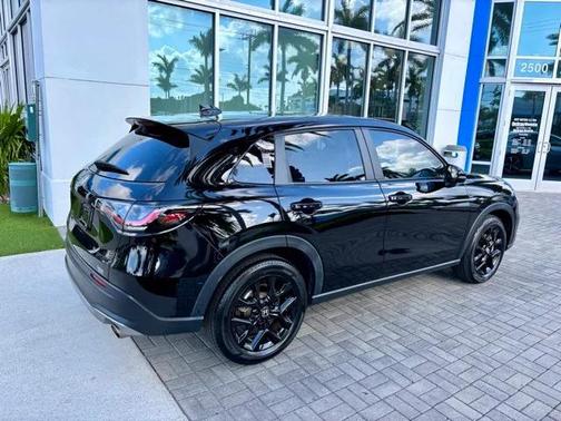 2024 Honda HR-V 2WD Sport
