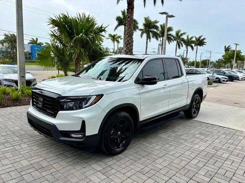 2023 Honda Ridgeline Black