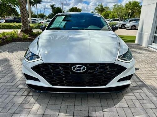 2022 Hyundai SONATA SEL Plus