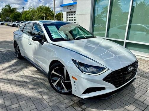 2022 Hyundai SONATA SEL Plus