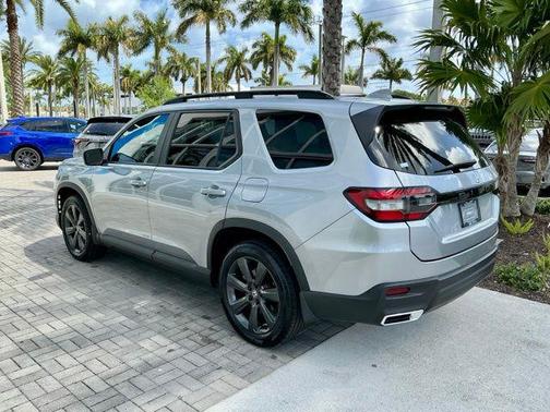 Lunar Silver 2023 Honda Pilot 2WD Sport