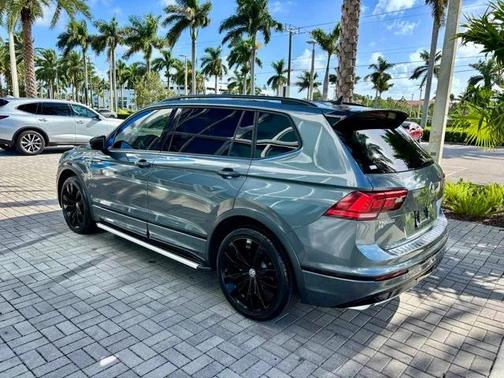 2020 Volkswagen Tiguan 2.0T SE R-Line Black