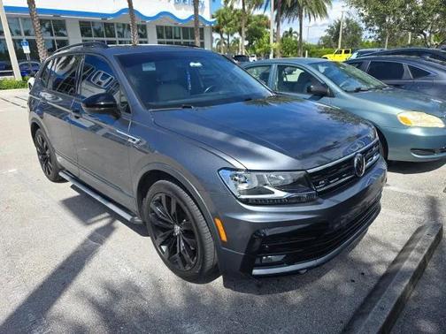 2020 Volkswagen Tiguan 2.0T SE R-Line Black