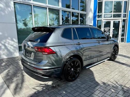2020 Volkswagen Tiguan 2.0T SE R-Line Black