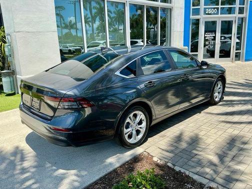 Meteorite Gray Metallic 2024 Honda Accord LX 1.5T