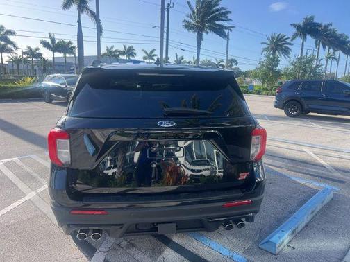 Agate Black Metallic 2023 Ford Explorer ST