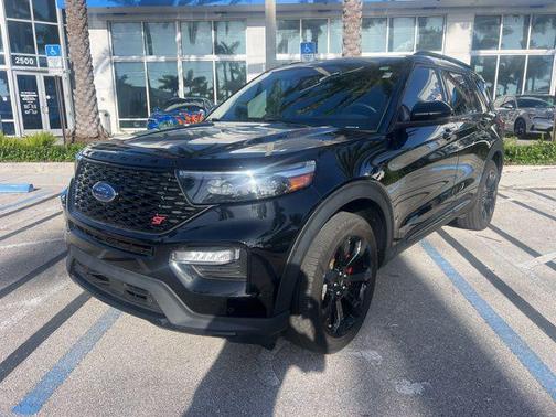 Agate Black Metallic 2023 Ford Explorer ST