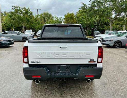 Platinum White Pearl 2026 Honda Ridgeline TrailSport