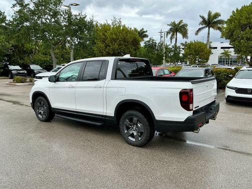 Platinum White Pearl 2026 Honda Ridgeline TrailSport