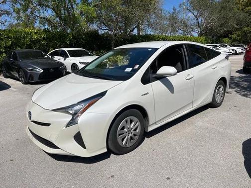 2018 Toyota Prius One