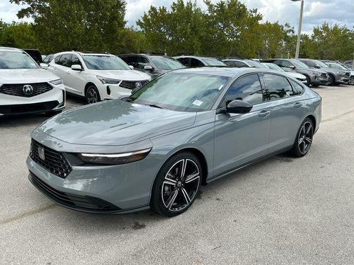 Urban Gray Pearl 2026 Honda Accord SE