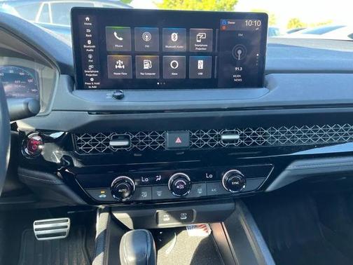 2023 Honda Accord Hybrid Base