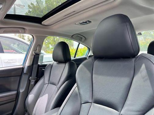 Island Blue Pearl 2019 Subaru Impreza 2.0i Limited