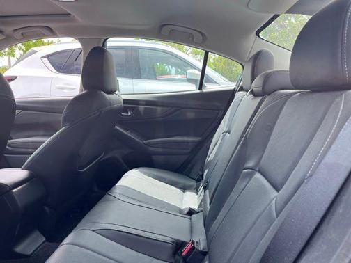 Island Blue Pearl 2019 Subaru Impreza 2.0i Limited