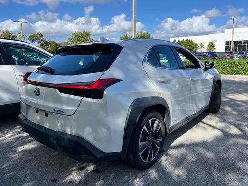2021 Lexus UX 250h Base