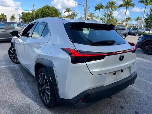 2021 Lexus UX 250h Base