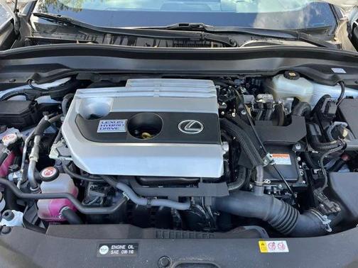 2021 Lexus UX 250h Base