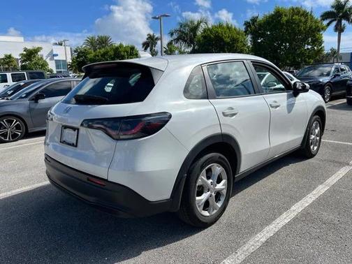 2024 Honda HR-V LX