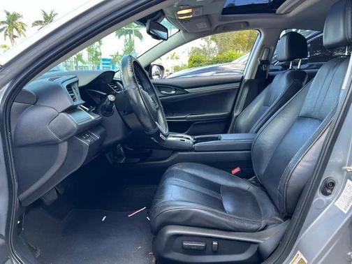 2016 Honda Civic Touring