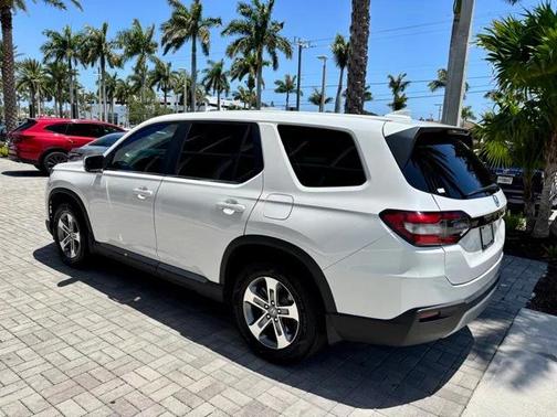2023 Honda Pilot 2WD EX-L 8 Passenger