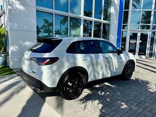 2023 Honda HR-V 2WD Sport