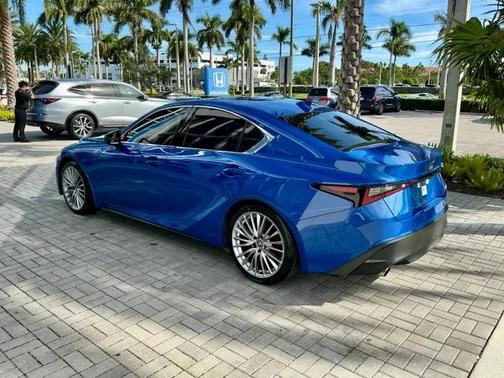 2023 Lexus IS 300 Base