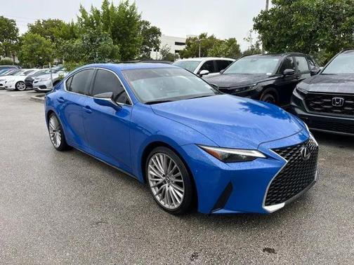 2023 Lexus IS 300 Base