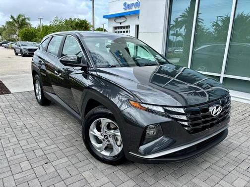 2024 Hyundai TUCSON SE