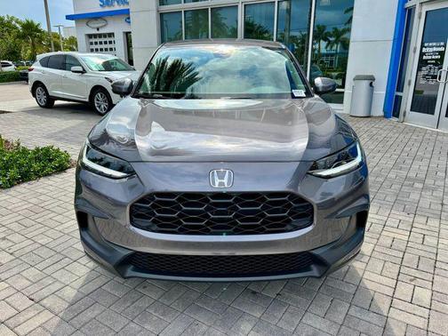 Modern Steel Metallic 2026 Honda HR-V LX