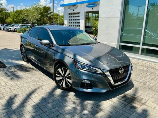 Gun Metallic 2021 Nissan Altima 2.5 SL