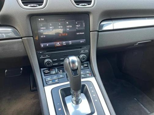 2022 Porsche 718 Boxster S