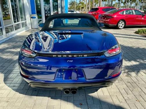 2022 Porsche 718 Boxster S