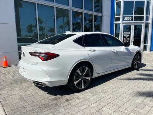 2025 Acura TLX Technology