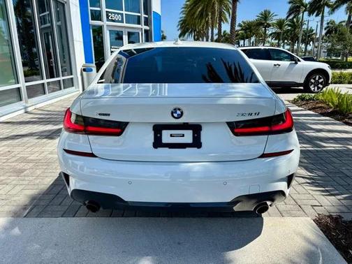 2022 BMW 330 xDrive