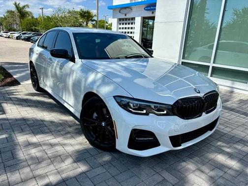 2022 BMW 330 xDrive
