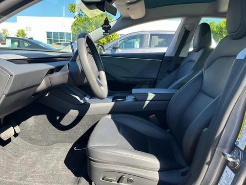 2024 Tesla Model 3 Long Range