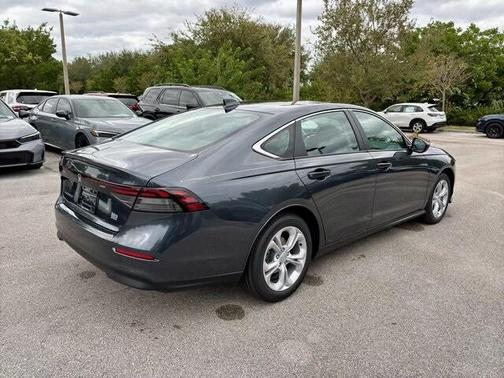 2025 Honda Accord LX 1.5T