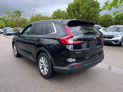 Crystal Black Pearl 2023 Honda CR-V EX