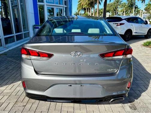 2018 Hyundai SONATA Limited