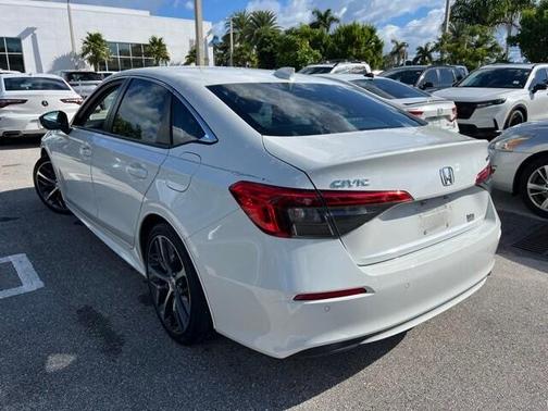 2022 Honda Civic Touring