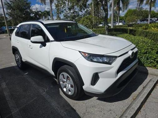 2021 Toyota RAV4 LE