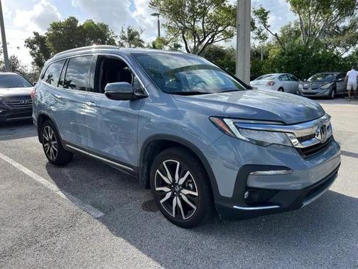 2022 Honda Pilot AWD Elite